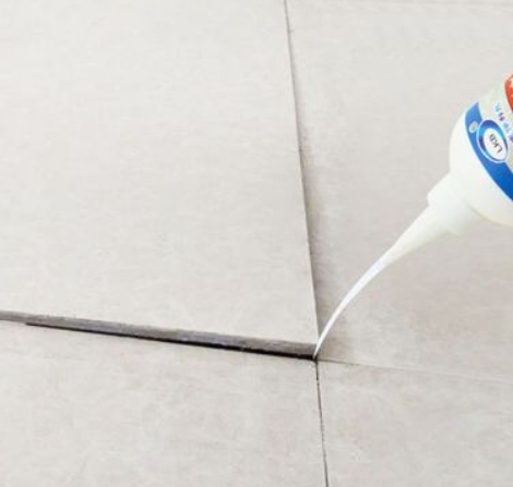 崇信瓷砖空鼓维修公司分享卫生间瓷砖脱落的原因可能有以下几点